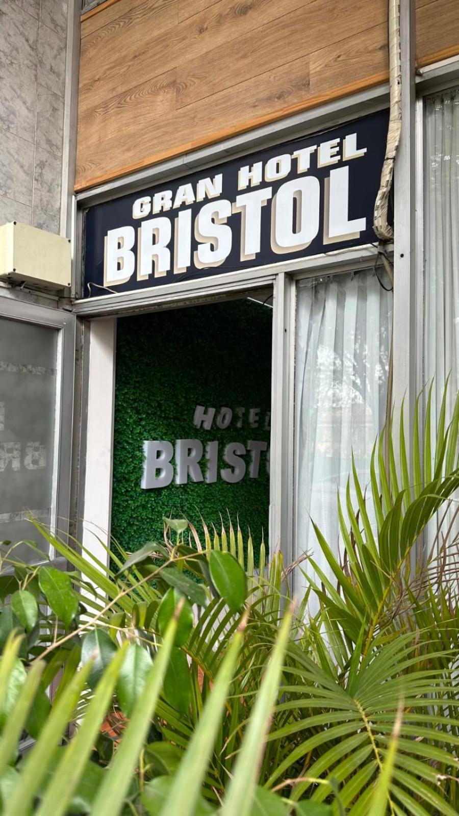 Hotel Bristol Córdoba Eksteriør bilde